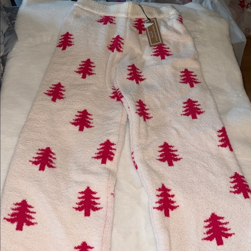 Cupcakes and cashmere Christmas pink tree, fuzzy lounge pants 🌲